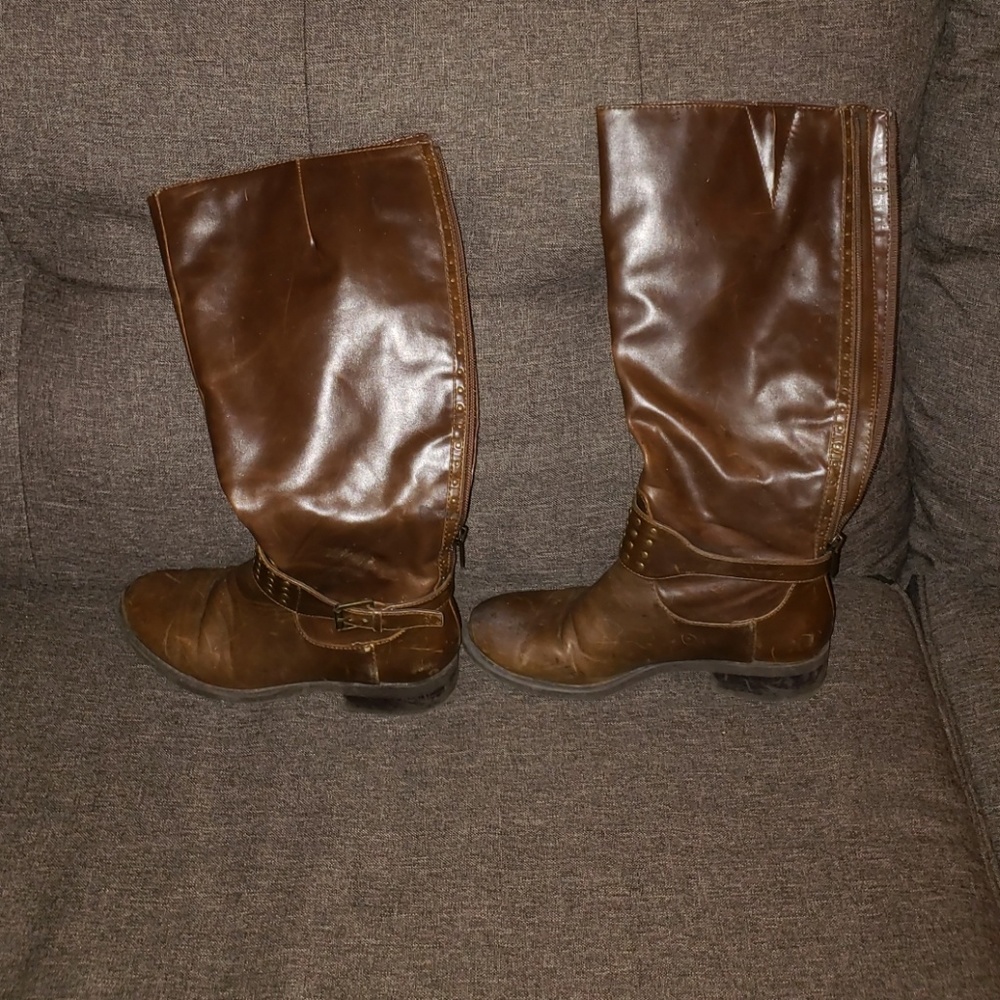 Girls boots